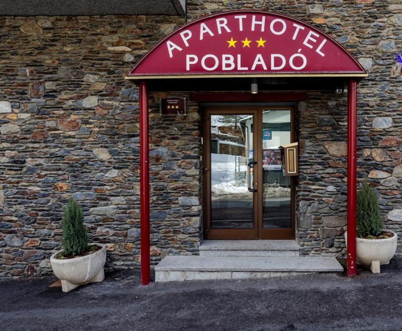 Aparthotel Poblado Arinsal Extérieur photo